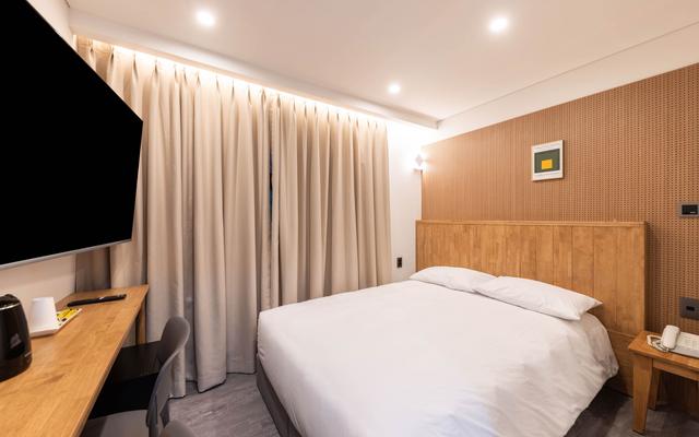 room detail thumbnail 0