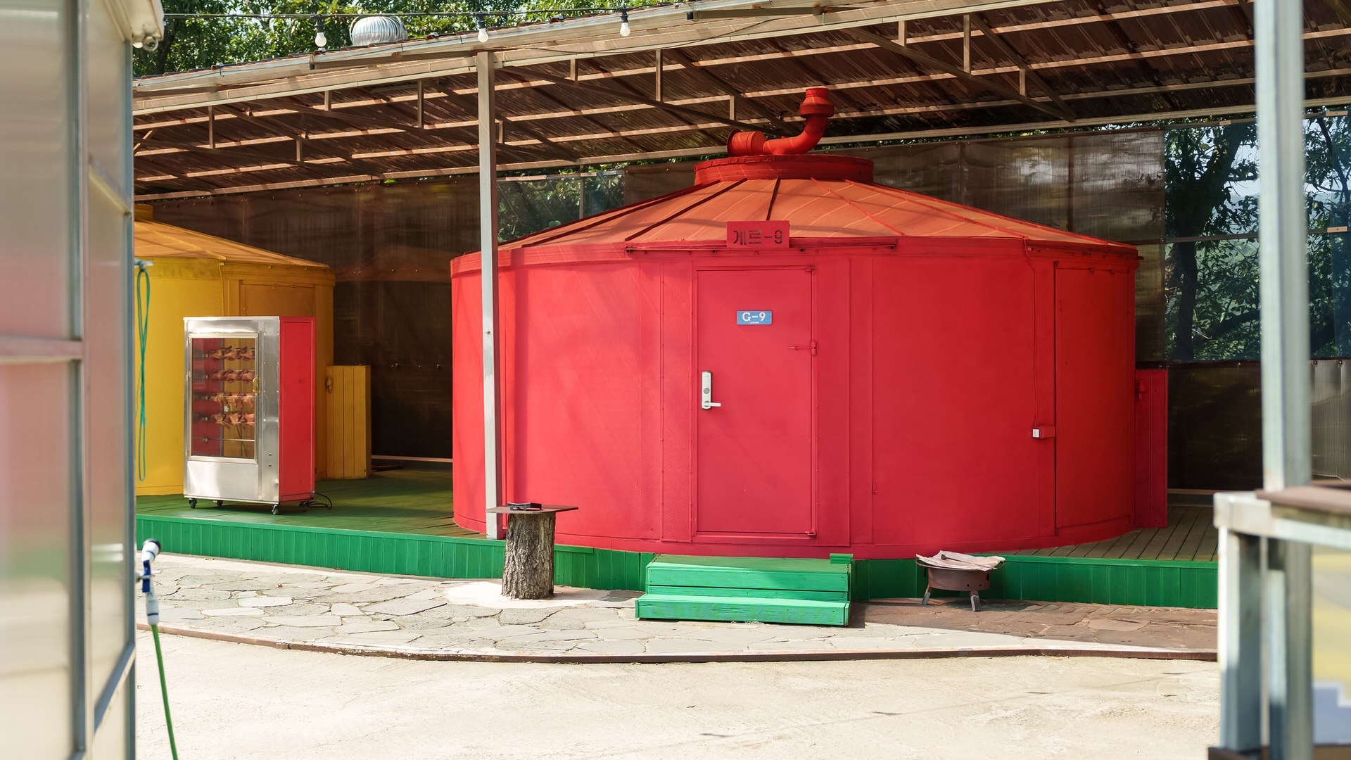 room detail thumbnail 0