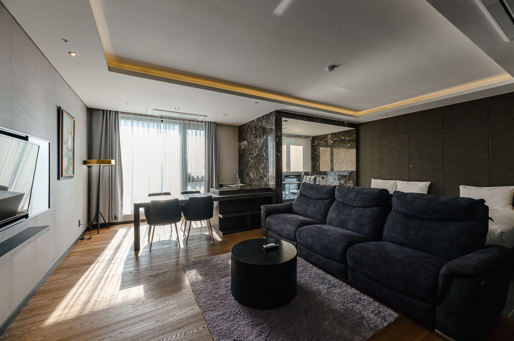 로얄 스위트 시티뷰(Room Only)