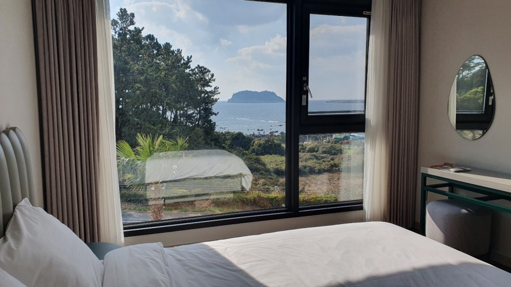 스탠다드 퀸 오션뷰(두쫀쿠 패키지 (오리지널+생딸기))