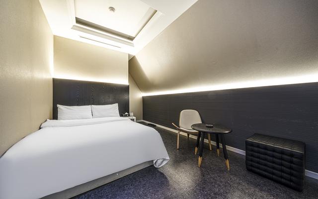 평촌 호텔 에비뉴 186