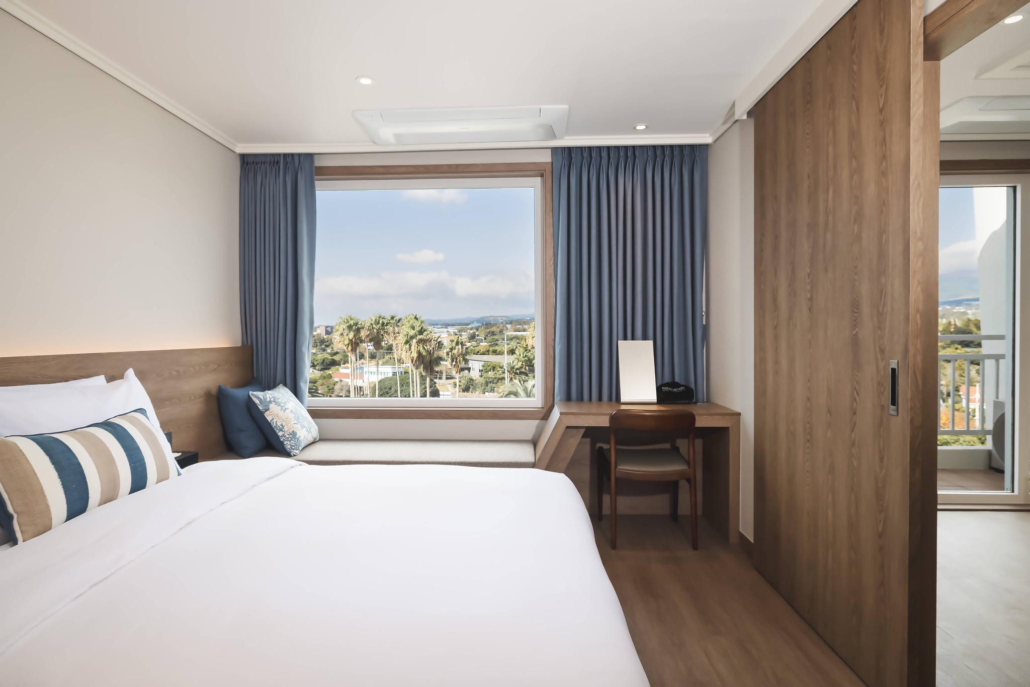 켄싱턴 프리미어(3연박혜택★조식 2인(1회), Renewal)