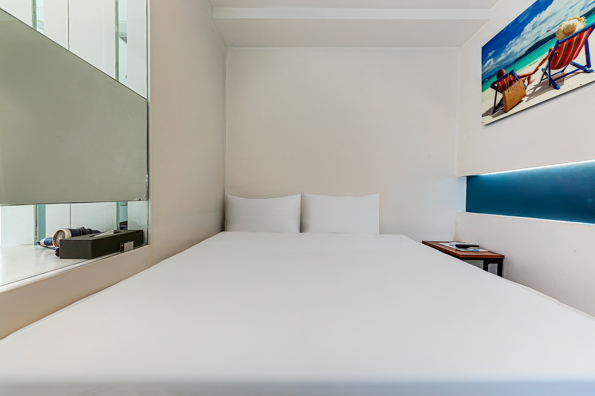 스탠다드 코너뷰 더블(2인 조식 PKG★아메리카노1잔 무료 제공)