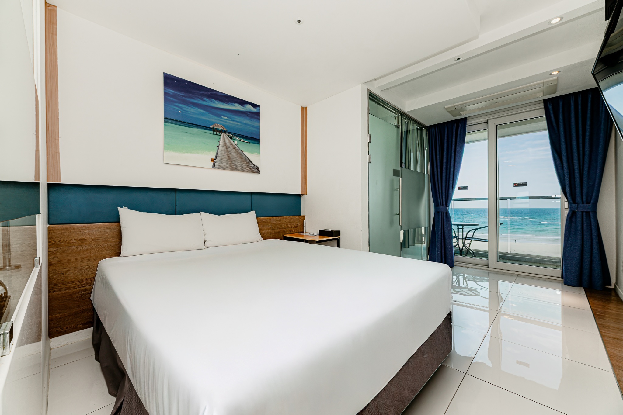 오션뷰 더블(2인 조식 PKG★아메리카노1잔 무료 제공)