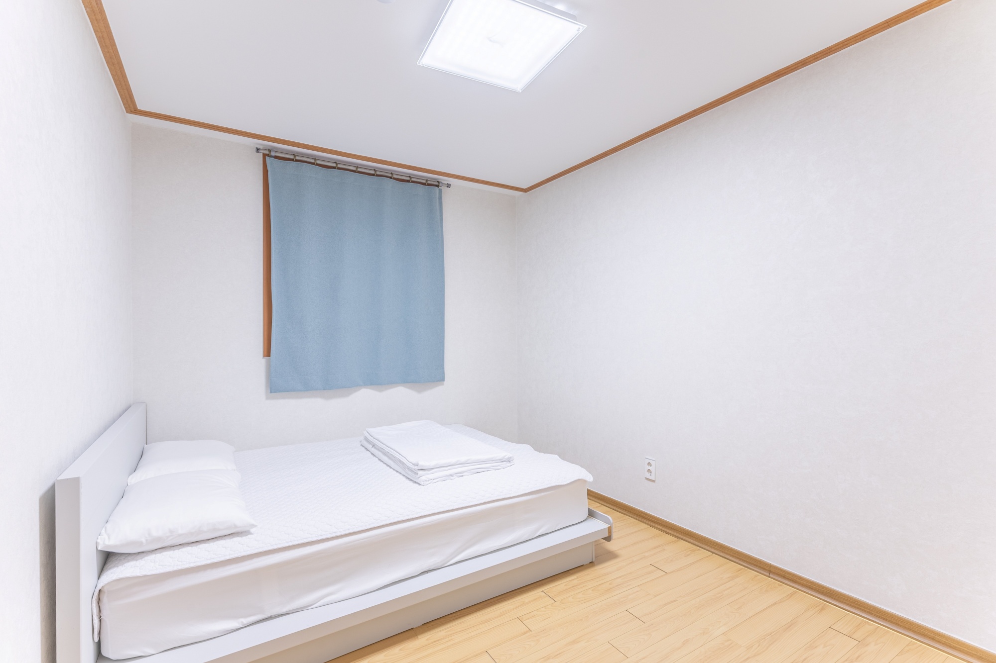 일반 201호(침대룸(퀸)+침대룸(퀸)+거실)(30014)