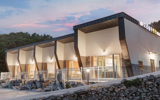 남해 오션블루펜션