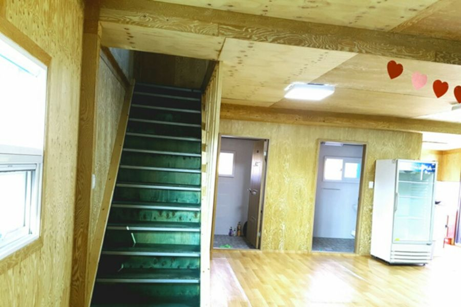 https://yaimg.yanolja.com/v5/2026/02/12/08/698d93b5db6e58.23364482.jpg