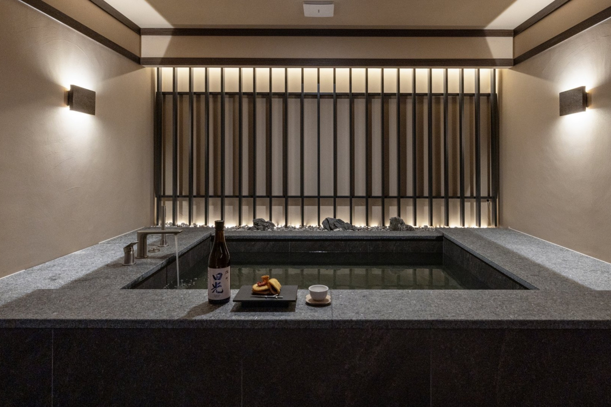 시그니처 스위트 패밀리(룸온리)