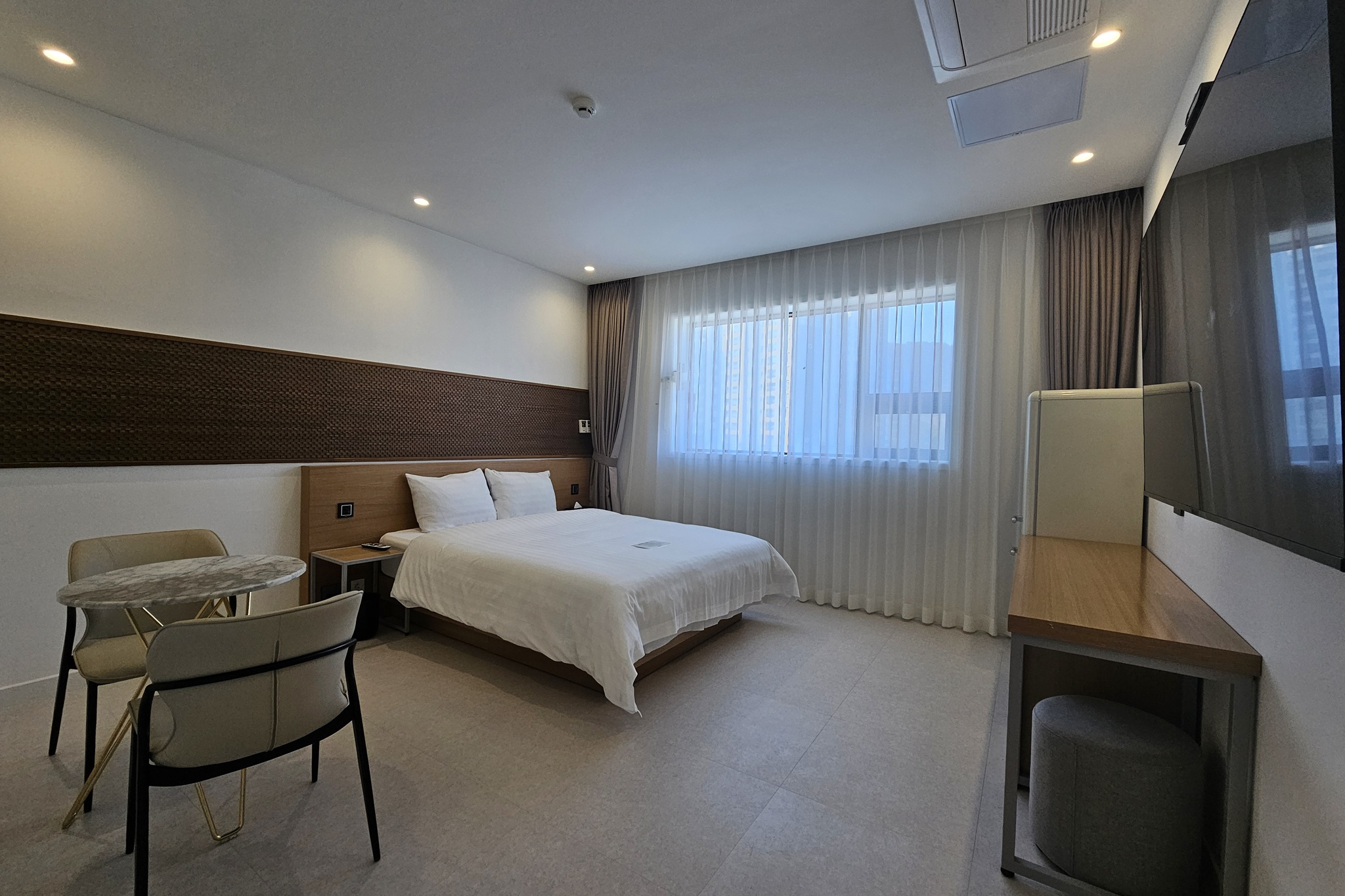 패밀리 트리플 마운틴(24평ㅣ고층 마운틴뷰ㅣ마운틴테라스+실외욕조+실내욕조) 주중조식