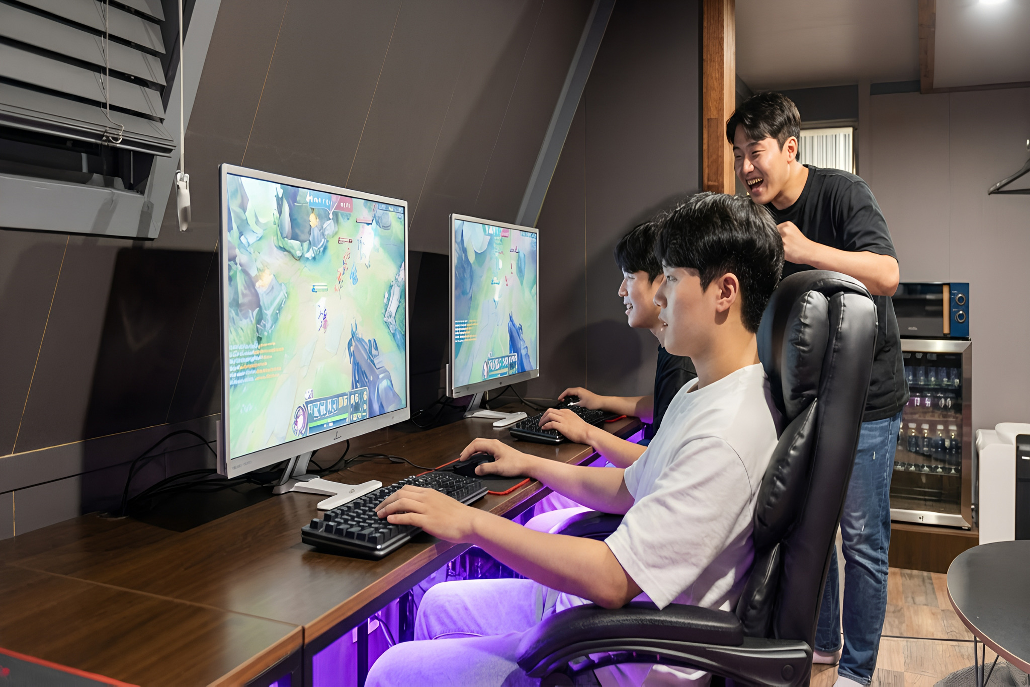 room detail thumbnail 2