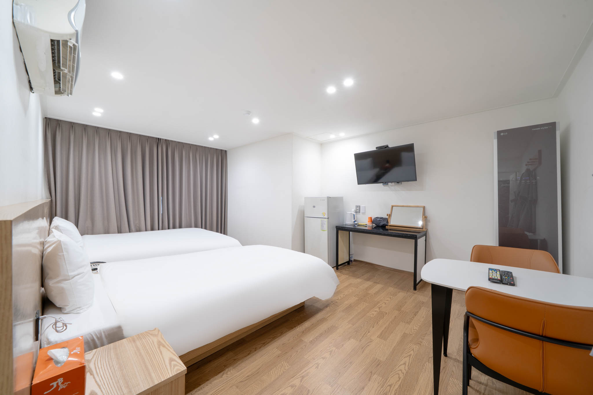 *오픈특가* 디럭스트윈 스타일러+조식 PKG(피트니스,멀티룸 무료이용)