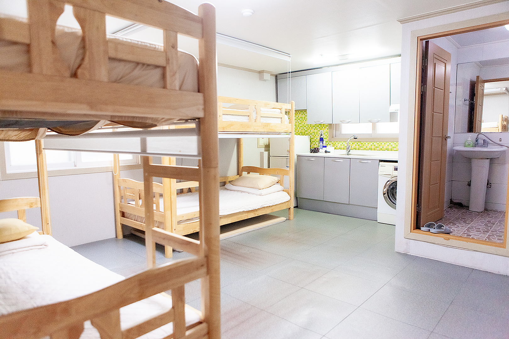 504호(공용주방에서 간단한 취사가능)