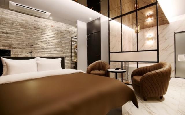 천안 호텔 어반트