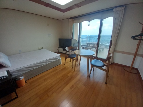 제주 해피데이펜션 썸네일2