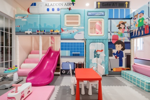 room detail thumbnail 2