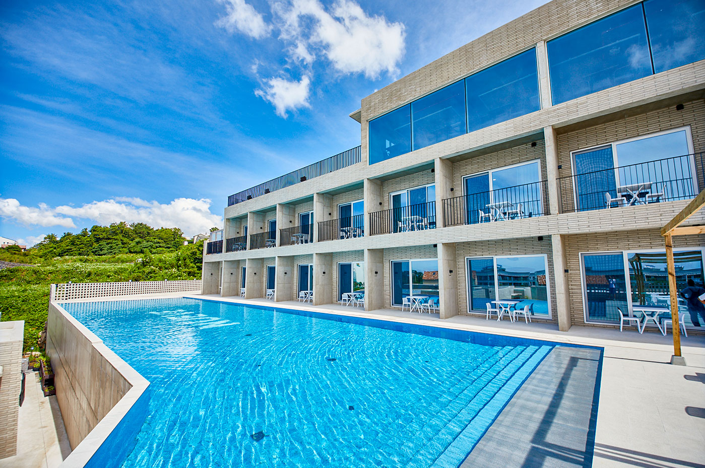 누에베 리조트(조식포함야외온수풀무료)