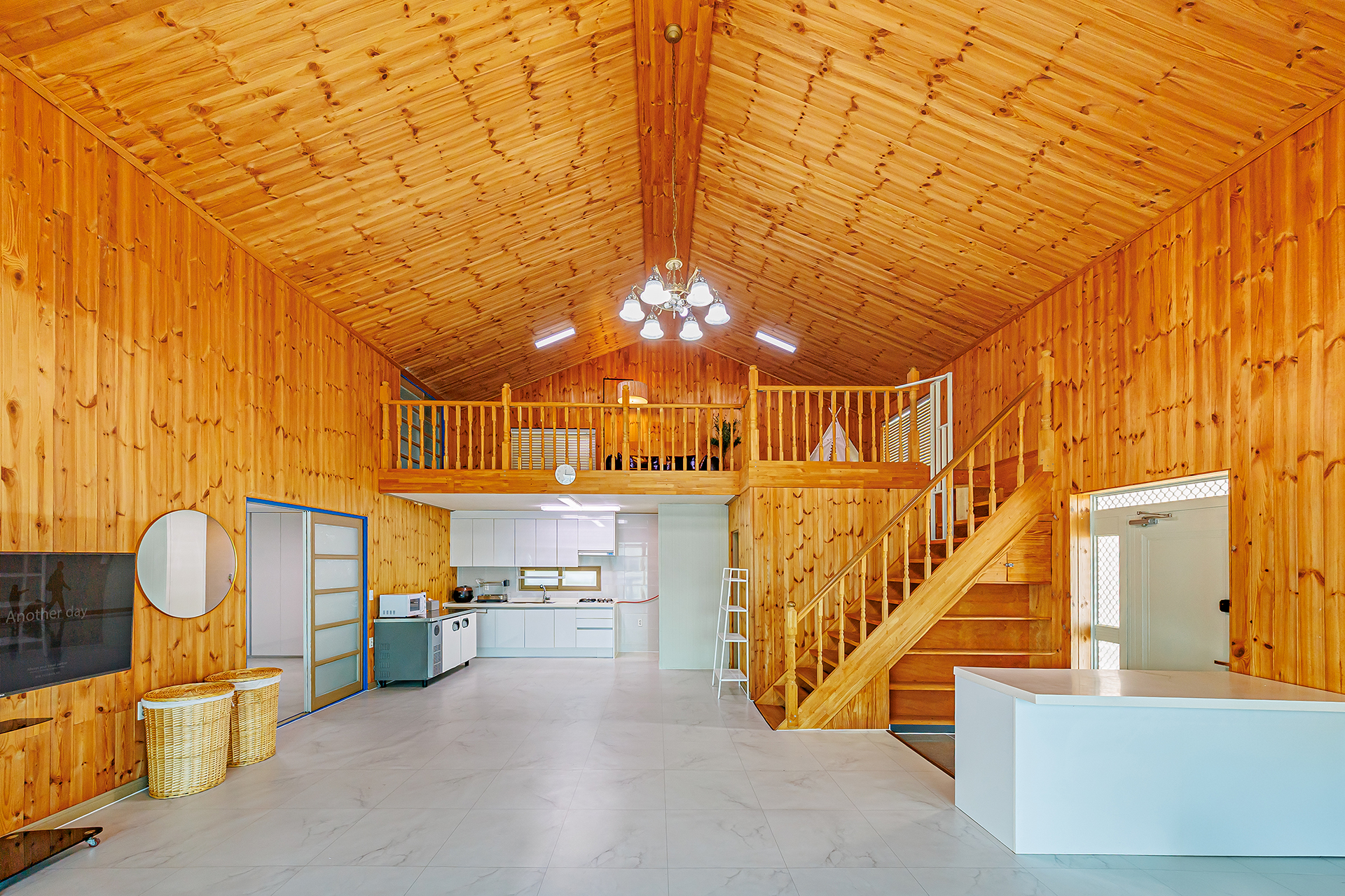 독채(단체, 파티가능, 주차불가)