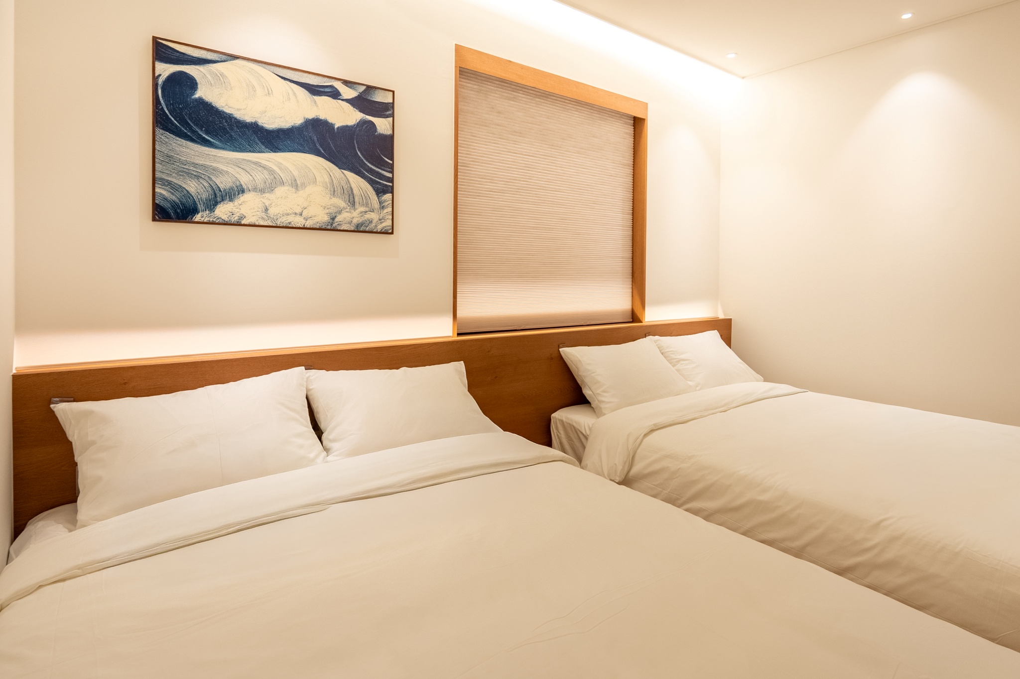 스탠다드 → 디럭스 (Deluxe)(초강력특가★디럭스 (자쿠지포함) 업그레이드+카페이용권 2매+무료주차)