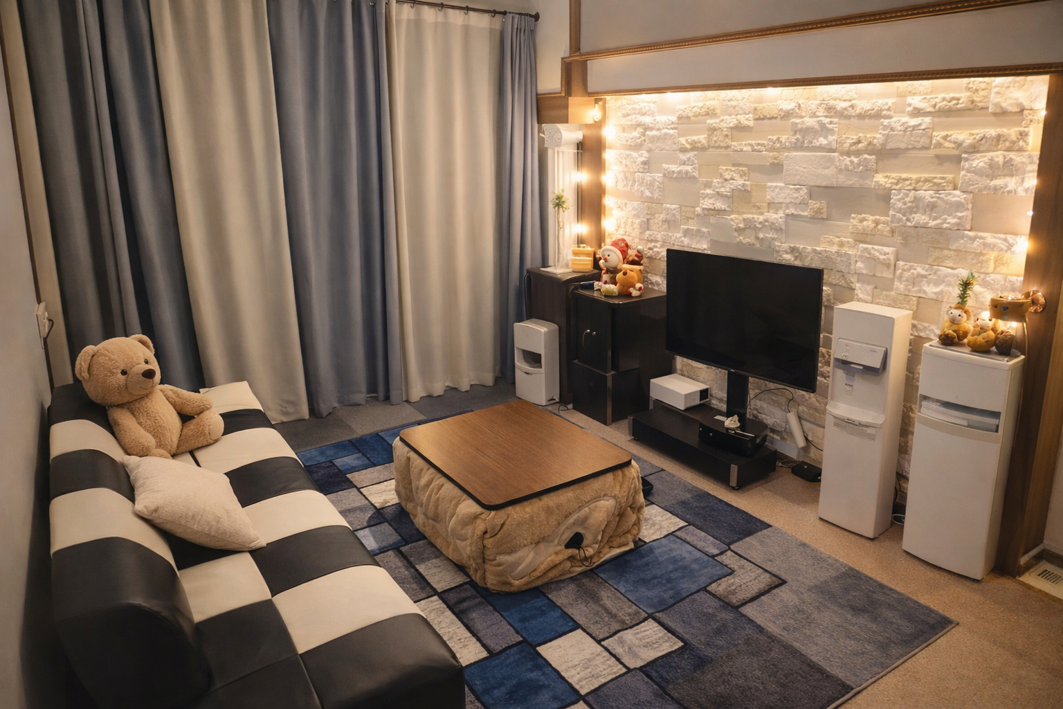 room detail thumbnail 0