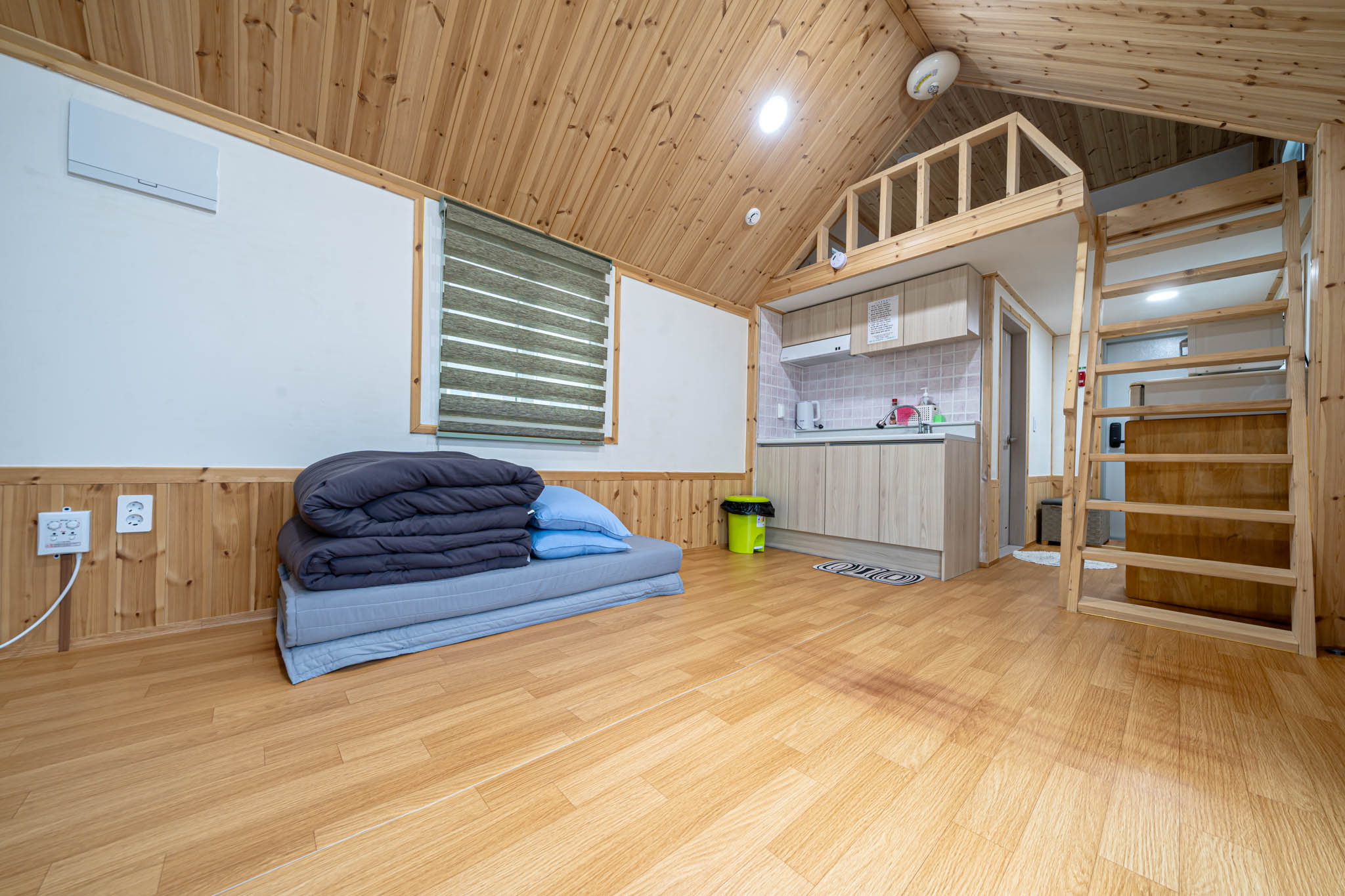 부산 만디가풀빌라 썸네일2