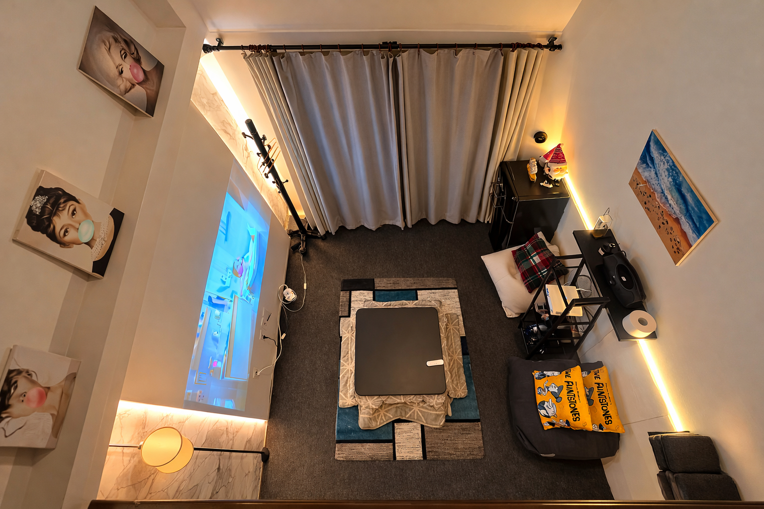 room detail thumbnail 2