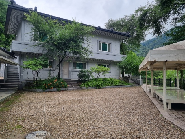 8.온돌독채펜션 1층