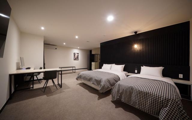 수원 구운동 호텔 앤드 &