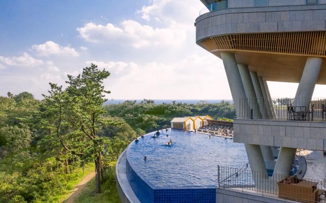 히든 클리프 호텔 앤 네이쳐