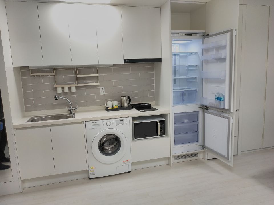 https://yaimg.yanolja.com/v5/2026/03/09/09/69ae8c50691c62.53829303.jpg