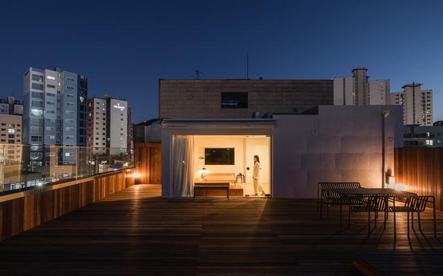 은평 Opposite Standard (오포짓 스탠다드)