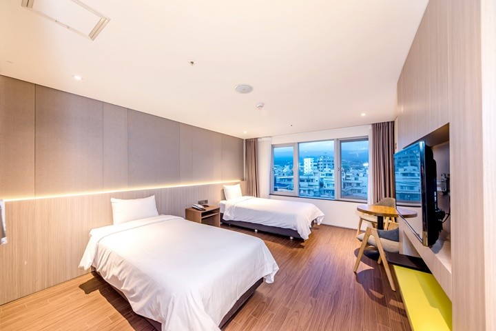 슈페리어 트윈(주류무제한★디너 PKG)