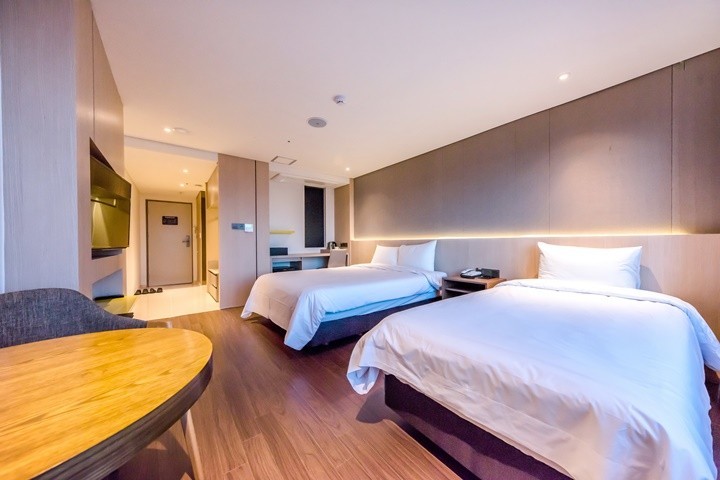 디럭스 트윈(주류무제한★디너 PKG)