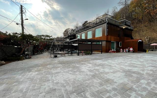 용인 스테이아트블랙 풀빌라