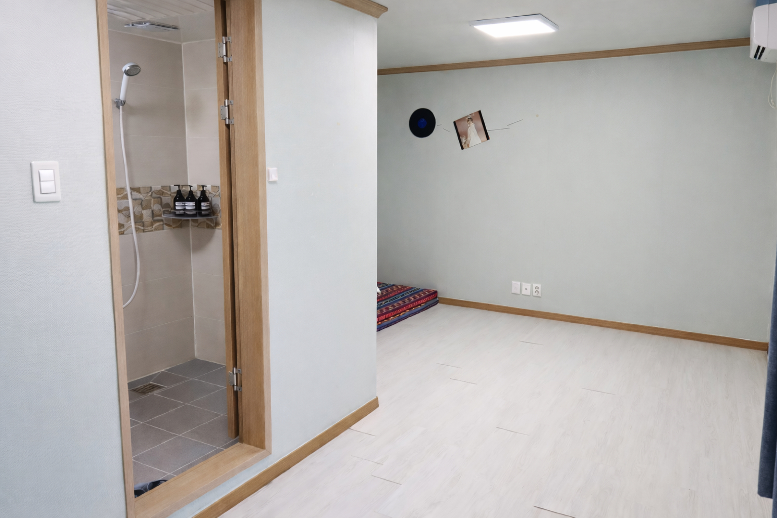 https://yaimg.yanolja.com/v5/2026/03/15/05/69b63fc55fc2e8.38683755.jpg