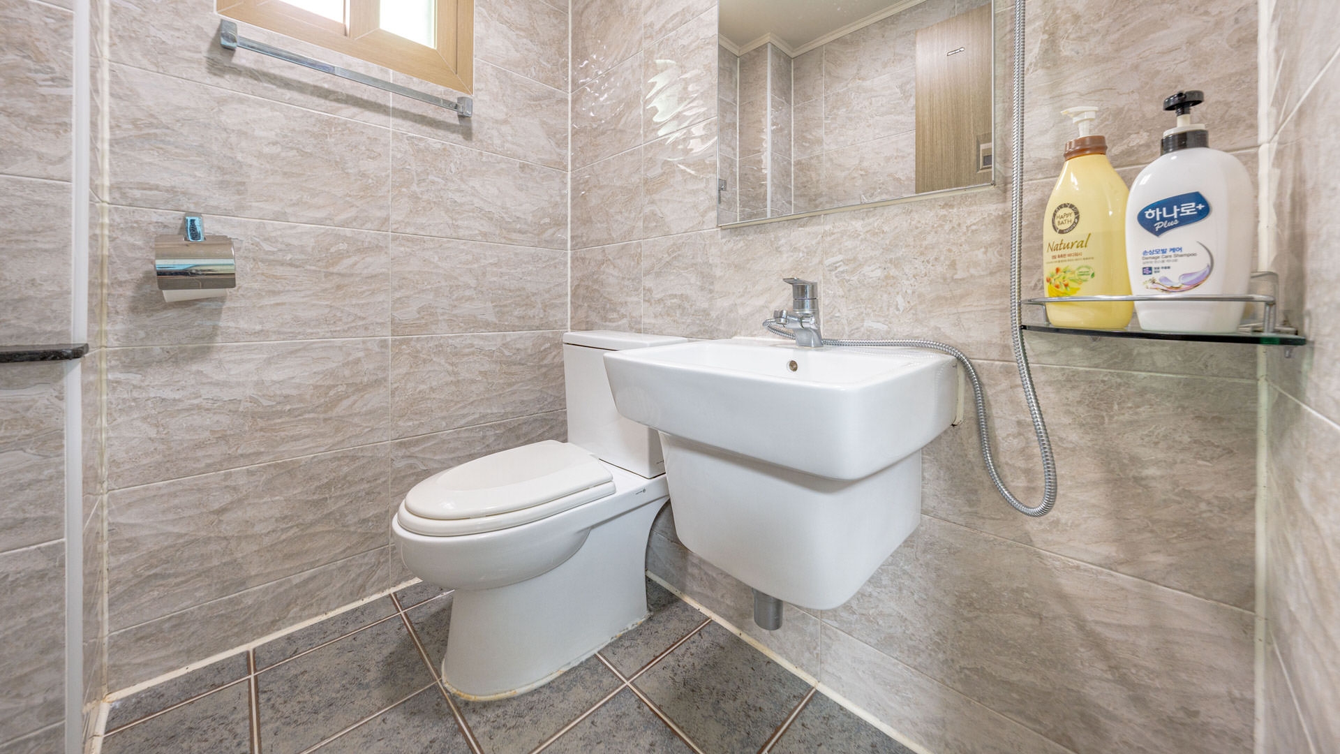 https://yaimg.yanolja.com/v5/2026/03/16/09/69b7c86ede9321.04045828.jpg