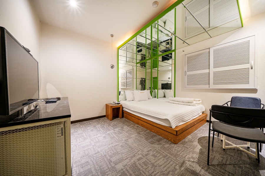 부산 대연동 호텔 위드 썸네일2