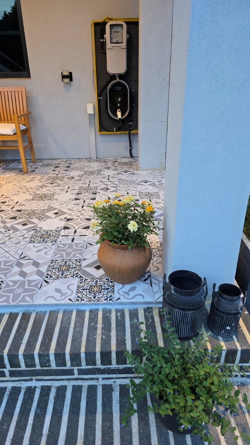 https://yaimg.yanolja.com/v5/2026/03/20/07/69bcf2061416b1.95015831.jpg