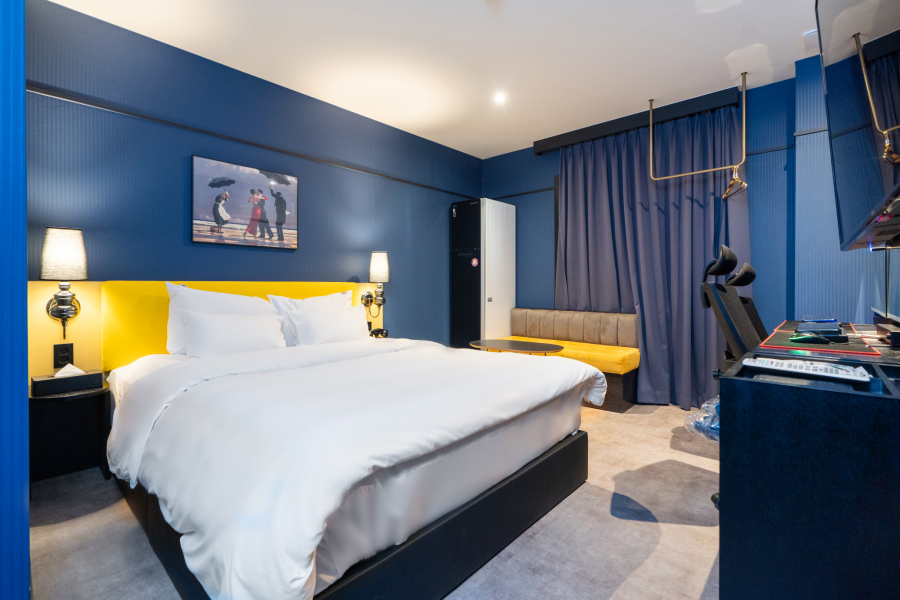 room detail thumbnail 0