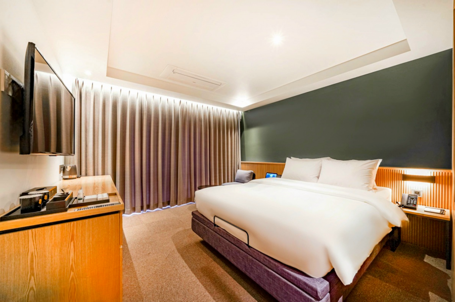 room detail thumbnail 0