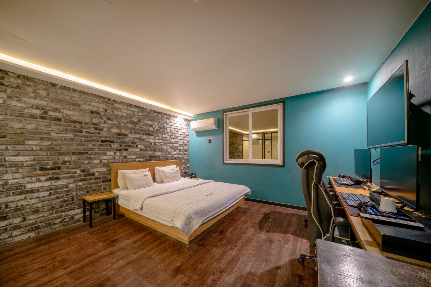 VIP 고사양 2PC(미리주차 가능, 킹침대, 욕조, 넷플릭스 개인계정, RTX4060)