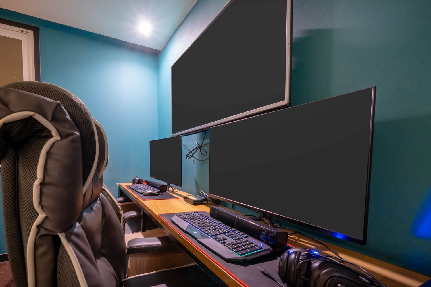 room detail thumbnail 1