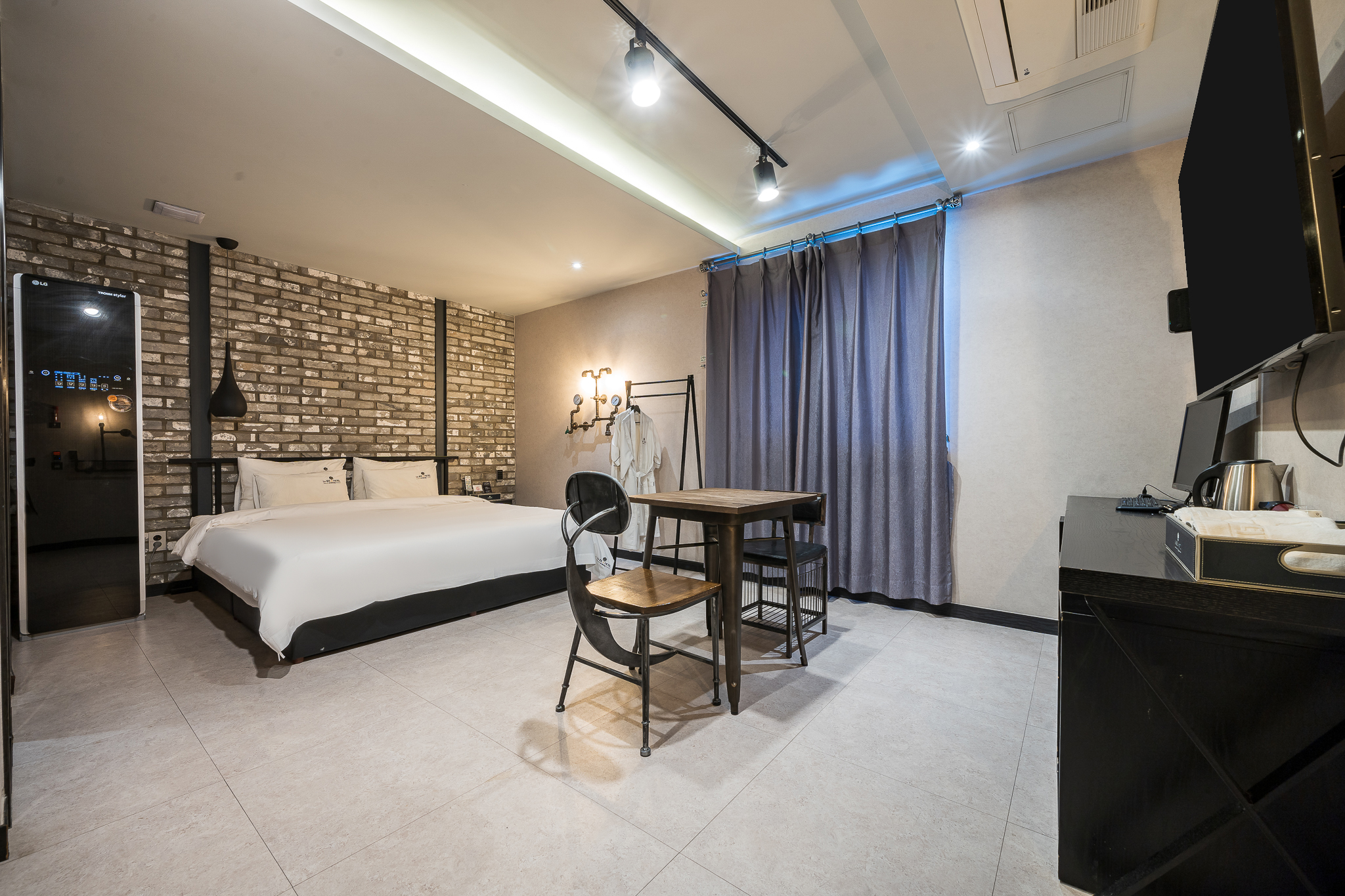 프리미엄(LG스타일러, 전객실 OTT 6종무료, 유럽형욕조, 1PC, 60\