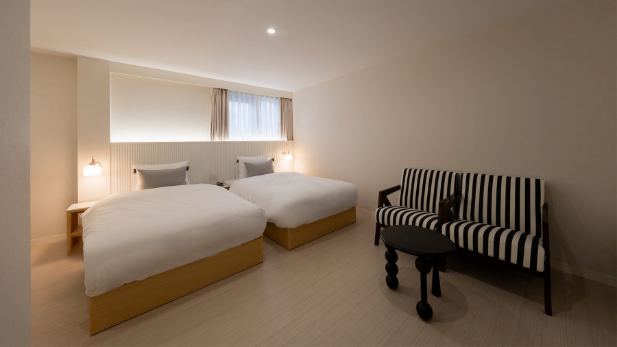 스탠다드 트윈(OTT시청가능(개인계정 사용))(호텔식 침구, 공기청정기,75인치 스마트 TV)