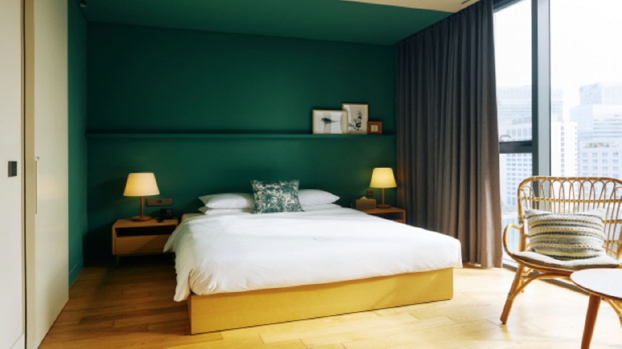 room detail thumbnail 1