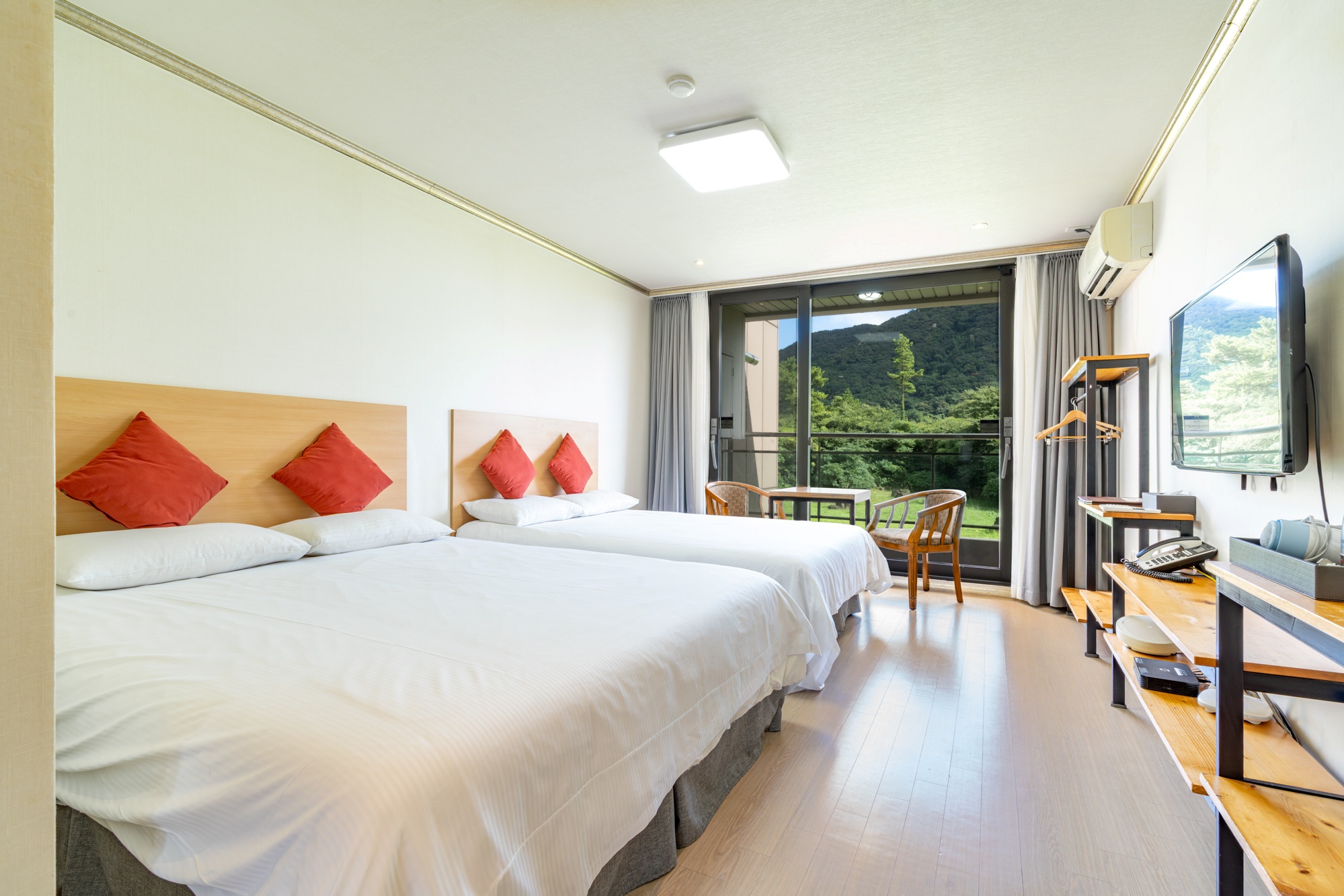 디럭스 패밀리 룸온리