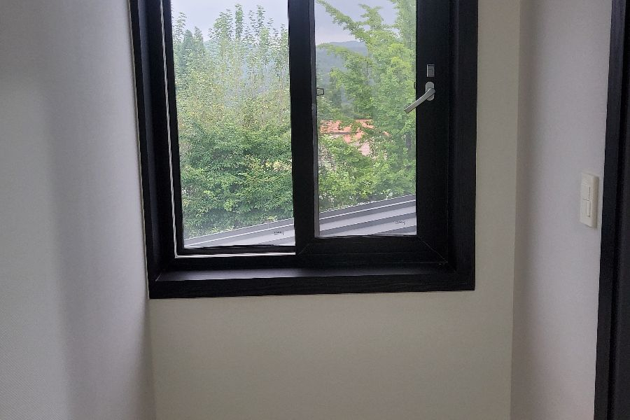 https://yaimg.yanolja.com/v5/2026/03/30/06/69ca118f1b1683.52644943.jpg