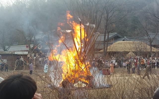 리뷰 대표 이미지