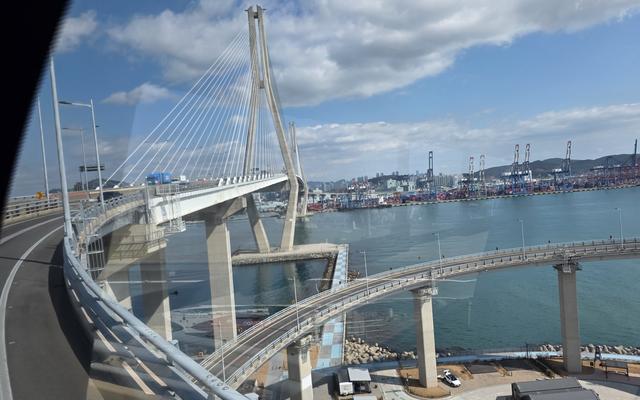 리뷰 대표 이미지