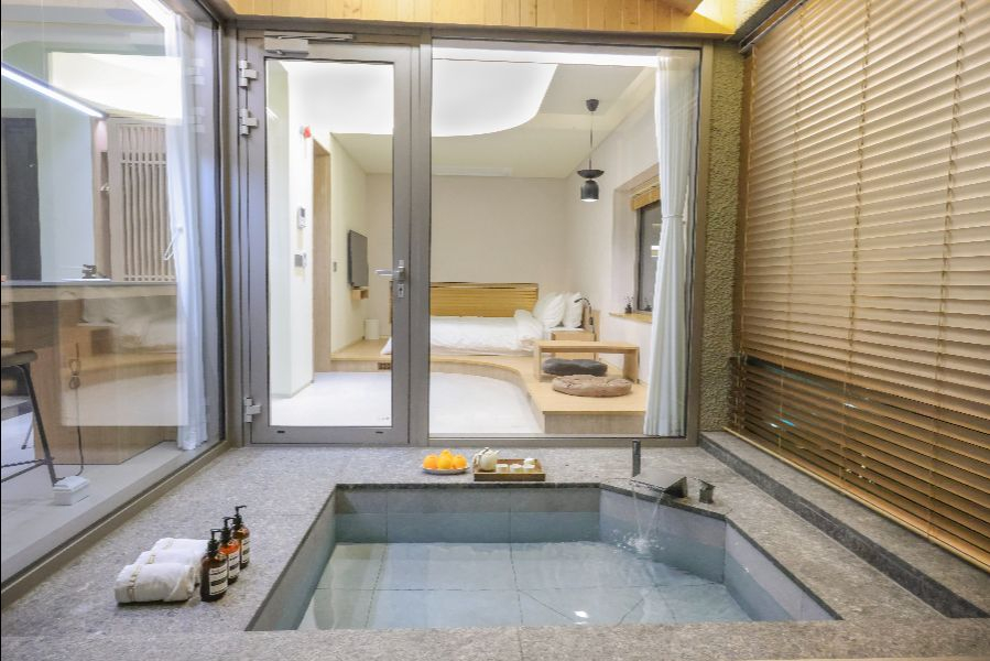 객실5 (기준2최대3,독채,자쿠지 유료)