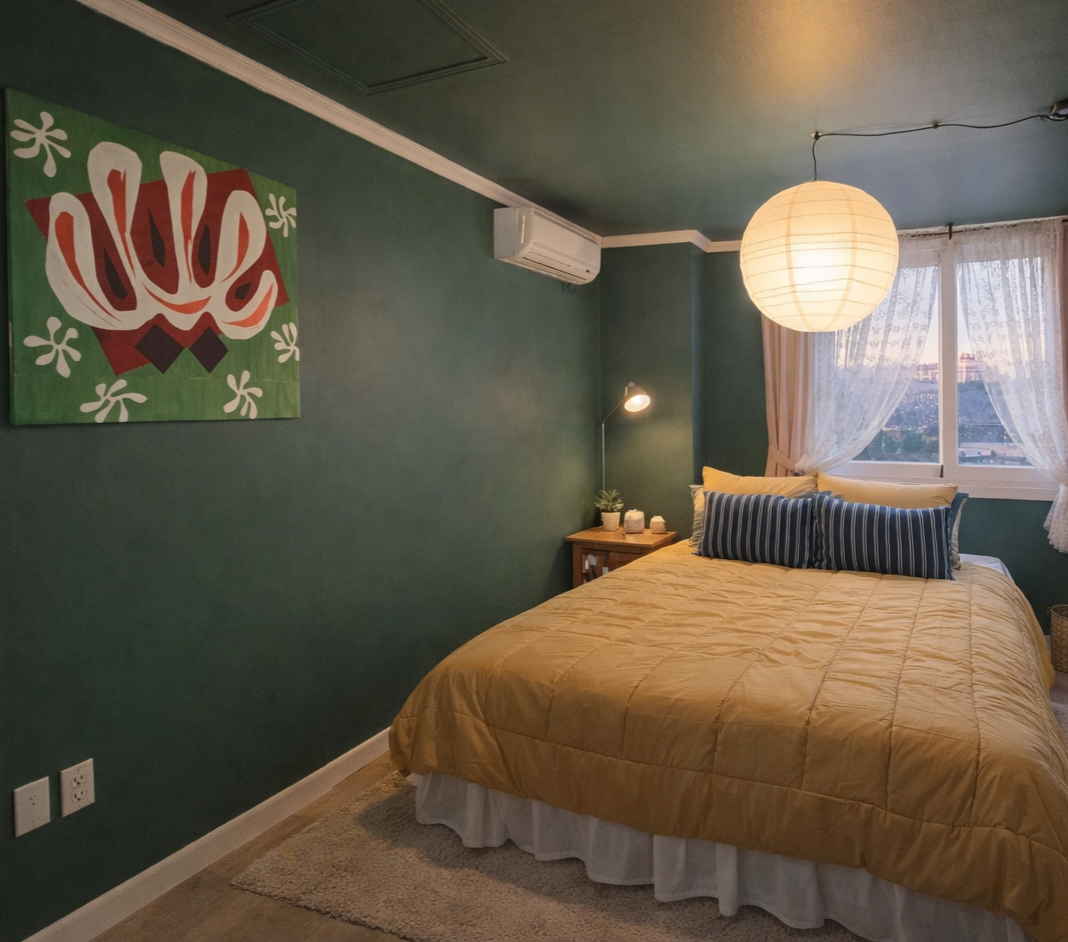 room detail thumbnail 2